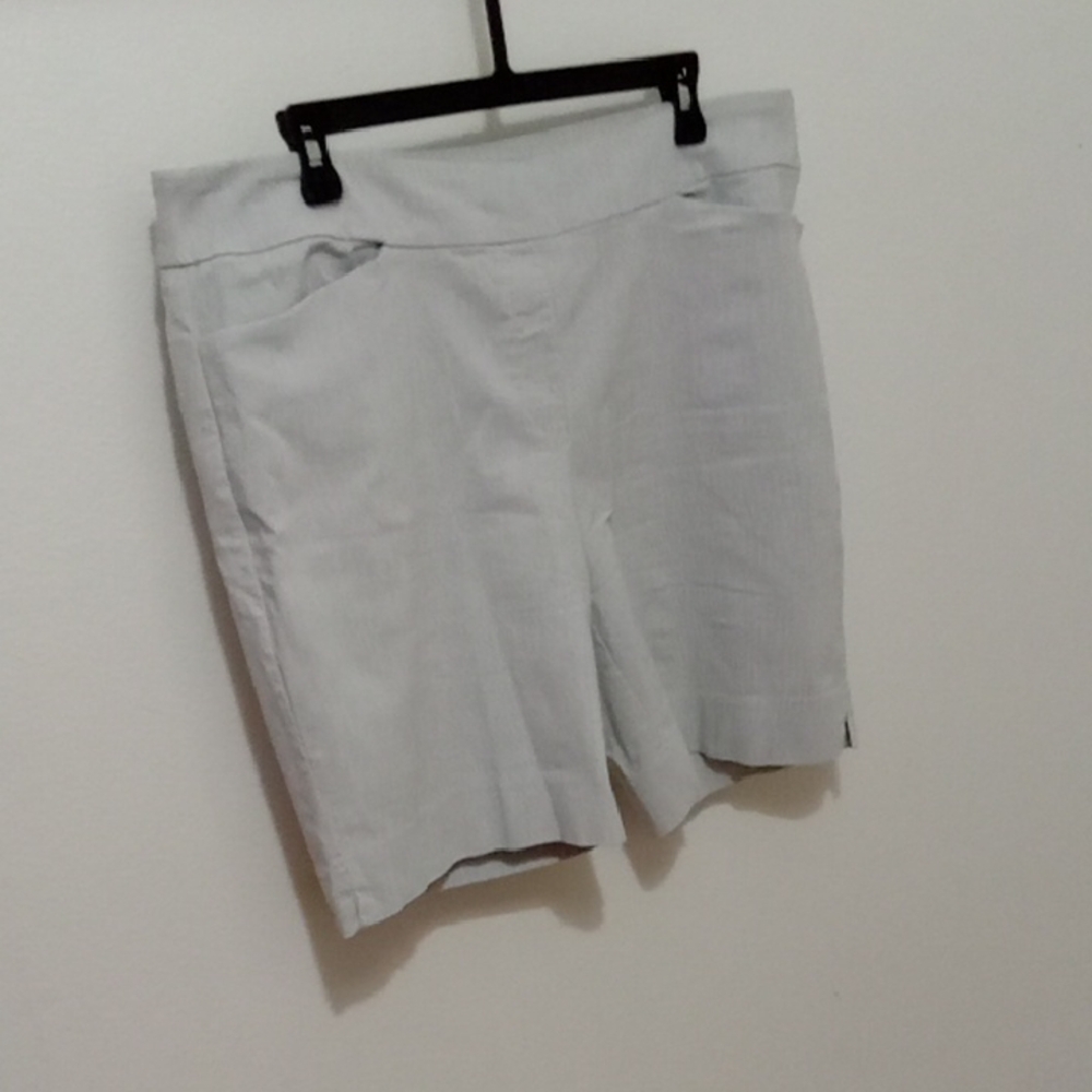 Hilary Radley Gray Bermuda Shorts Lightweight Casual Wear